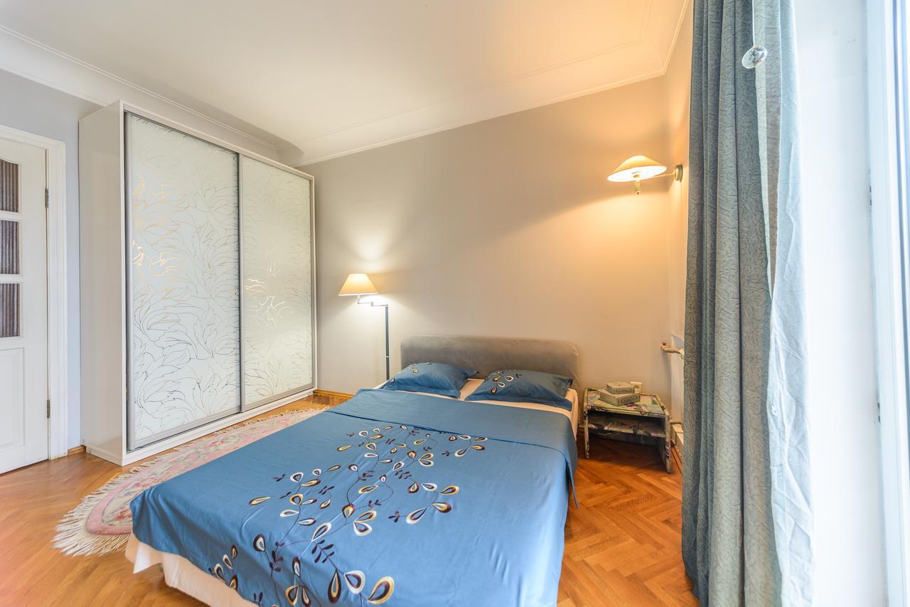 Apartment Near Olympic Stadium Киев Экстерьер фото